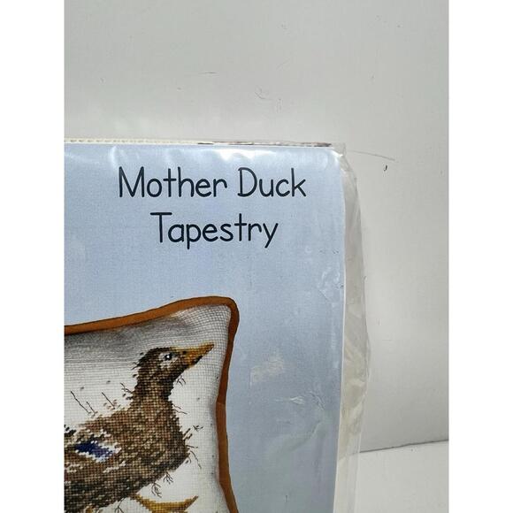 Mother Duck XHD81 Bothy Threads Counted Cross Stitch Kit NIP - Picture 3 of 5